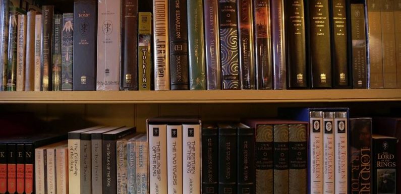 Christopher Tolkien, fervent promoteur de l’oeuvre de son père, est mort à l’âge de 95 ans