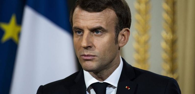Emmanuel Macron défend la réforme des retraites et son bilan social