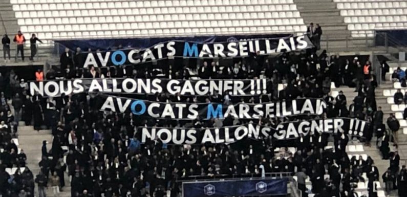 Réforme des retraites : A Marseille, des avocats profitent d’OM-Strasbourg pour dire leur colère