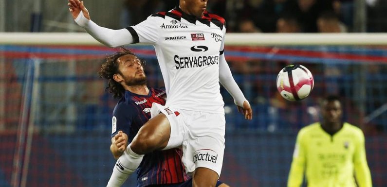 Guingamp et tout le football français sous le choc après le décès de Nathaël Julan