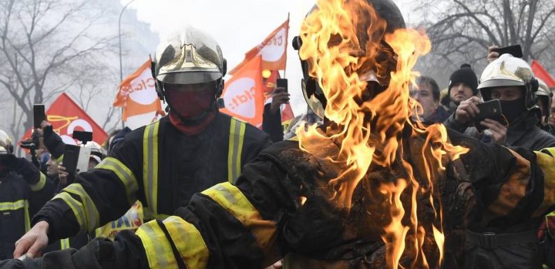 Manifestation de pompiers à Paris : Le préfet déplore l’attitude « très agressive » de certains manifestants