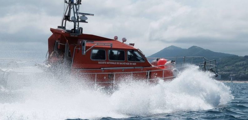 Morbihan: Un voilier renversé par le vent, une femme décède au large de l’île de Groix