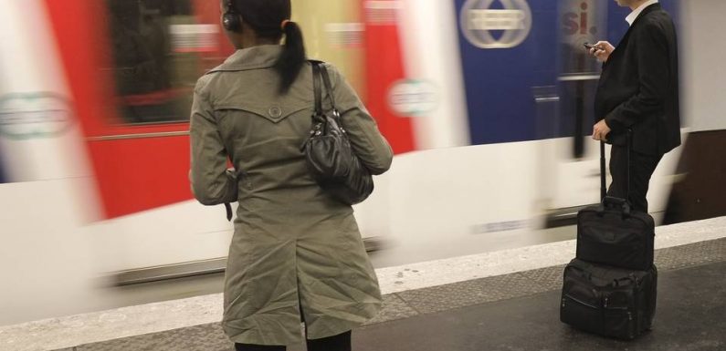 Campagne de pub anti-IVG à Paris: La justice demande de replacer les affiches dans les gares
