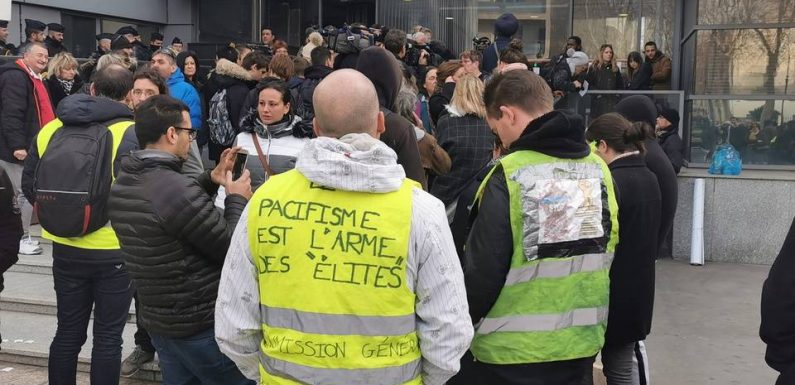 « Gilets jaunes » à Narbonne : 21 peines de prison ferme pour la destruction du péage