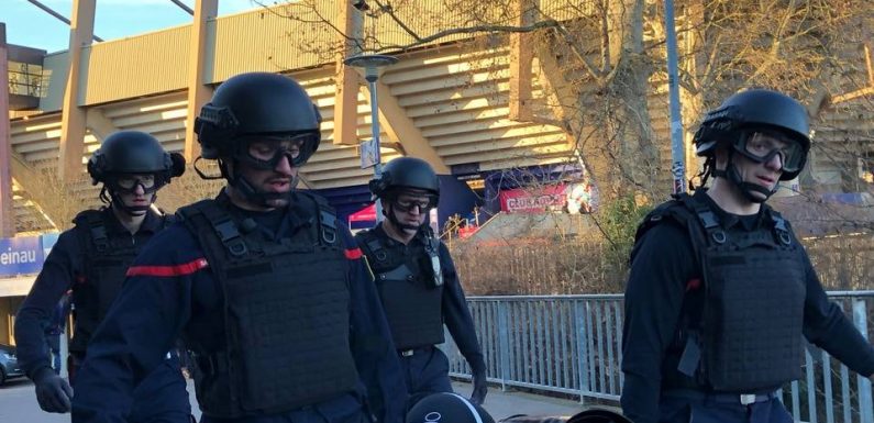 Strasbourg : On a suivi l’exercice de simulation d’une attaque terroriste au stade de la Meinau