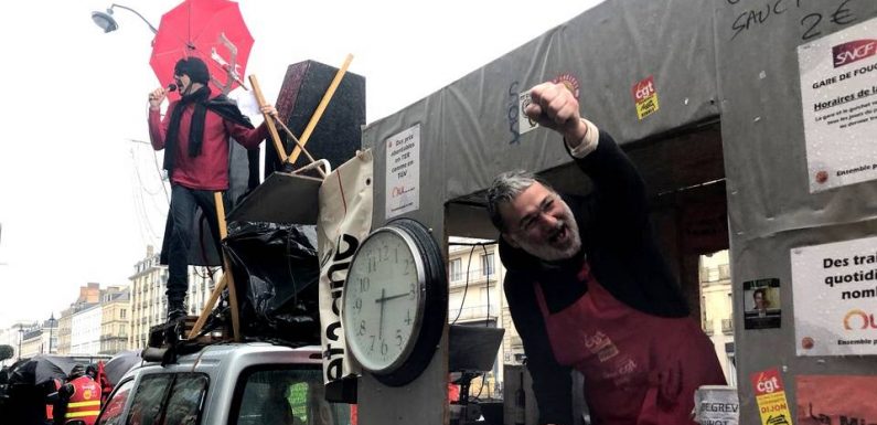 VIDEO. Rennes: Comment les cheminots de la CGT ambiancent les manifestations contre la réforme des retraites
