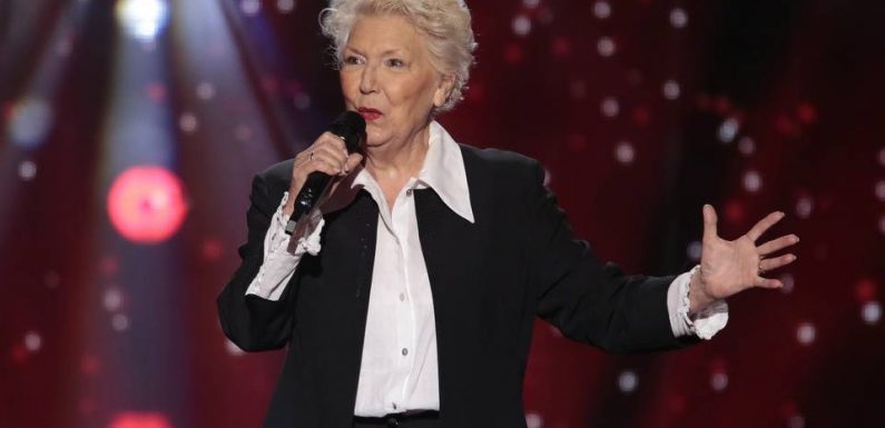 « The Voice » : Sandrine Allary, 77 ans et doyenne de l’émission, veut « défendre la chanson française à texte »