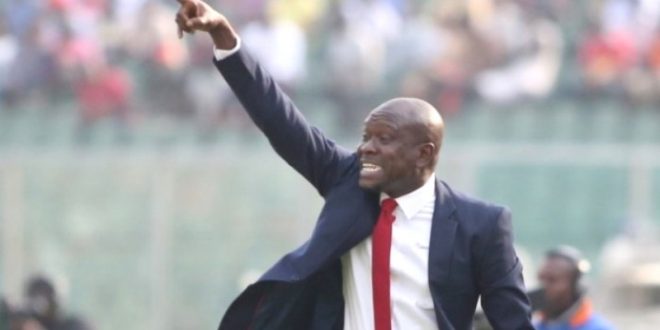 Ghana : Charles Kwablan Akunnor, nouveau coach des Black Stars