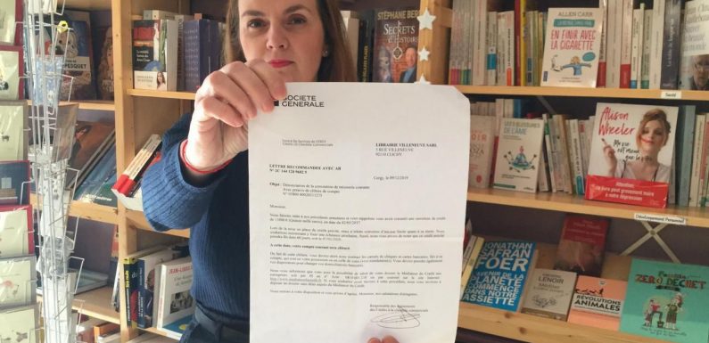 Elle critique sa banque sur Twitter… et se fait fermer tous ses comptes