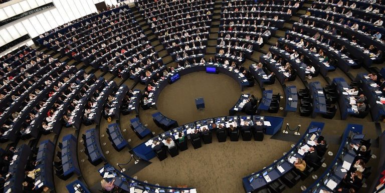 Les lobbyistes de Monsanto virés du Parlement européen : enfin l’UE se réveille !