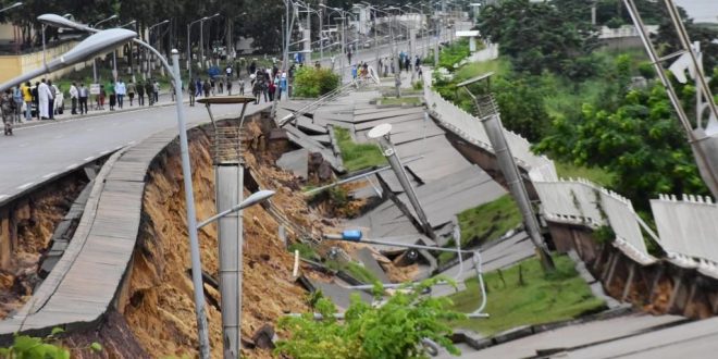 Congo : embourbé dans une affaire de ‘retro-commissions’, le ministre des Grands travaux poussé vers la sortie