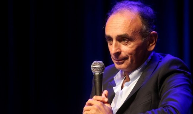 “Tirer à balles réelles” : Zemmour conseille à la police d’appliquer la loi du talion