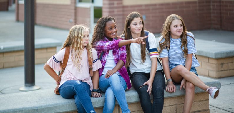 Les écoles anglaises décident de rendre gratuites les protections hygiéniques pour tous les élèves