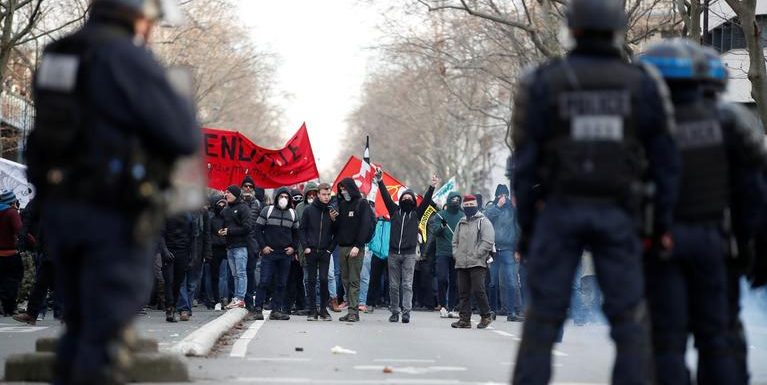 37 jours de grève: «Une bataille surréaliste entre deux entêtements»
