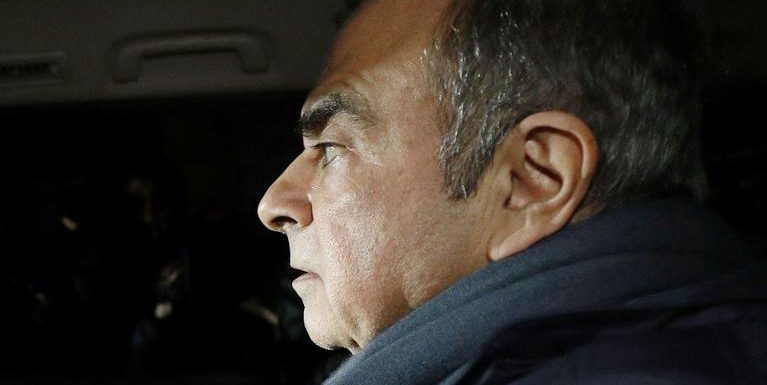 Carlos Ghosn a sans doute quitté le Japon caché dans une malle géante