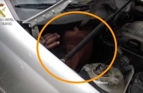 Melilla : deux migrants découverts dans le moteur d’une voiture (vidéo)