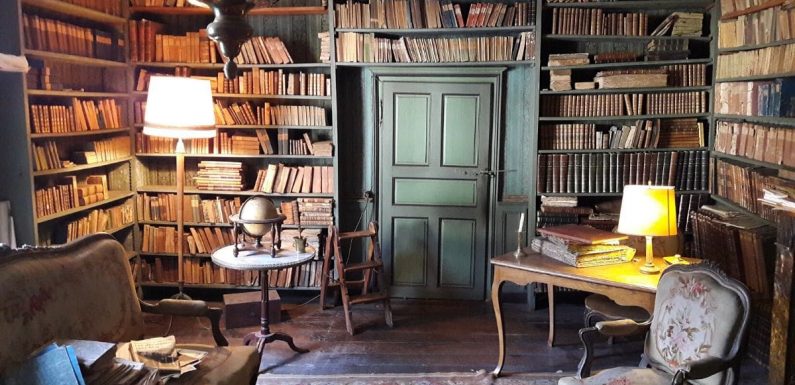 Cette bibliothèque vieille de 200 ans a été découverte intacte