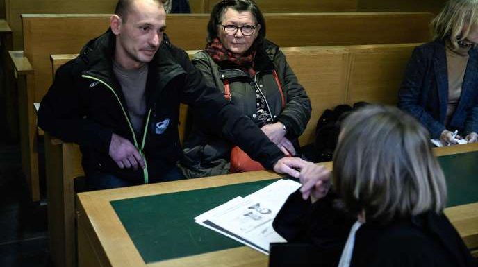 Le livre « Abusés », qui contient les témoignages des victimes du père Preynat, est retiré de la vente