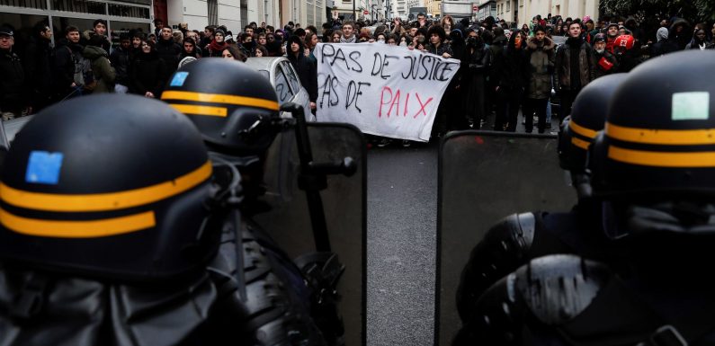 Violences policières : comment le discours de l’exécutif a évolué depuis un an