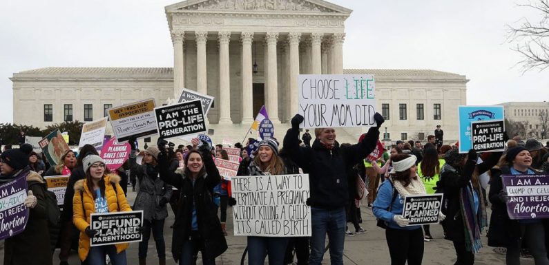 Etats-Unis : 207 parlementaires pour reconsidérer voire annuler l’arrêt sur l’avortement
