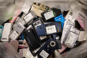 Captured carbon dioxide could be used to help recycle batteries