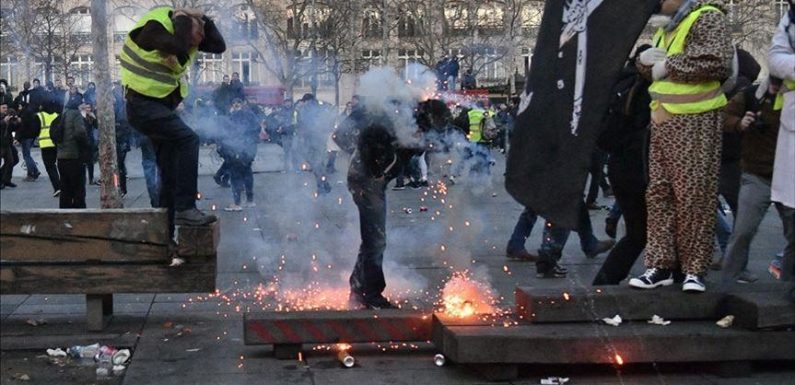 France : Castaner retire les grenades GLI-F4 des mains de la police
