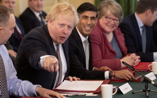 Royaume-Uni : Boris Johnson annonce un système d’immigration à l’australienne qui devrait réduire l’importation de main-d’œuvre peu qualifiée