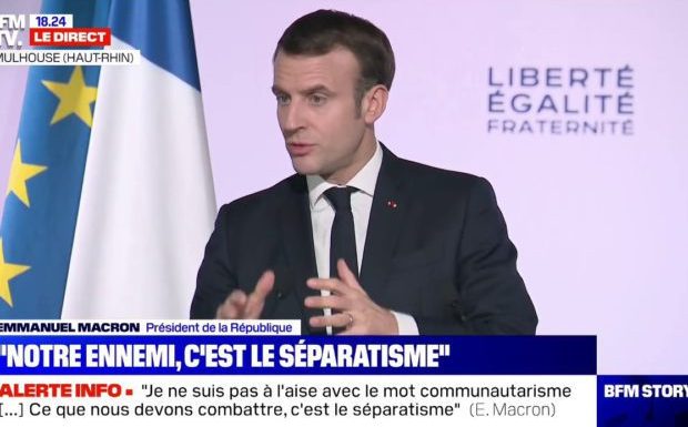 Le discours de Macron sur le séparatisme et la reconquête nourrit le fantasme du « grand remplacement » et fait écho aux thèses de Zemmour selon le CCIF