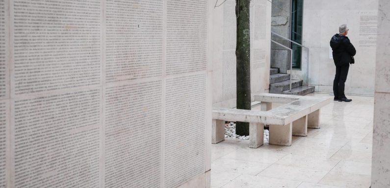 Le Mémorial de la Shoah n’emploiera plus le terme de « régime de Vichy » sur demande du maire de la commune