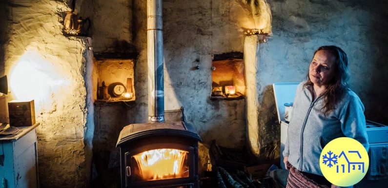 VIDEO. En Bretagne, Isabelle a renoncé à des soins médicaux à cause du froid qui règne chez elle