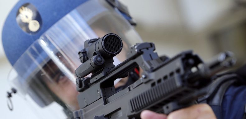 Gilets jaunes : fin de l’enquête sur le fusil d’assaut dérobé aux policiers en 2018