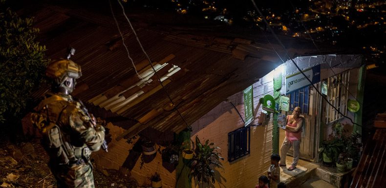 Colombie : cinq policiers blessés au début d’une «grève armée»