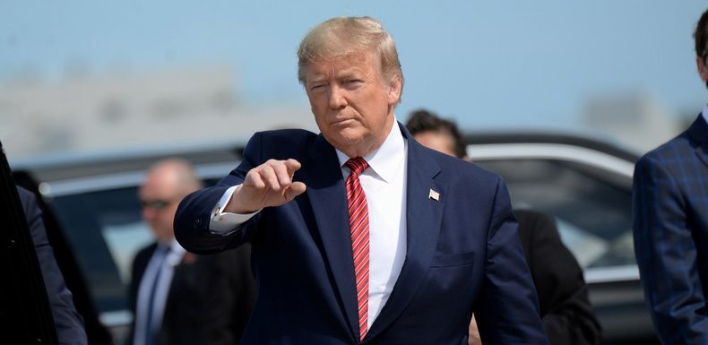 Trump menace de cesser tout partage de renseignements avec les pays qui feront confiance à Huawei