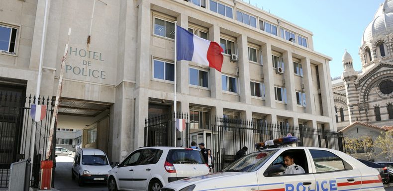 L’IGPN saisie après la mort d’un braqueur à Marseille, une manifestation anti-police dispersée