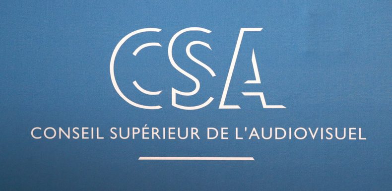 Mécontent d’une interview de RMC-BFMTV, Juan Branco saisit le CSA contre une journaliste