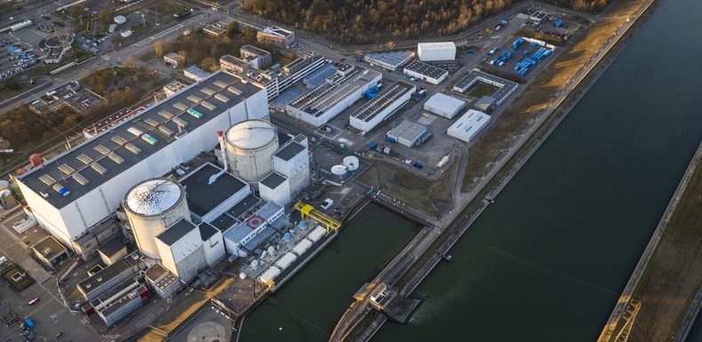 Fermeture de la centrale de Fessenheim : des salariés menacent de ne pas arrêter le premier réacteur