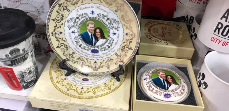 Megxit : A Londres, les goodies à l’effigie de Meghan et Harry ne font plus recette