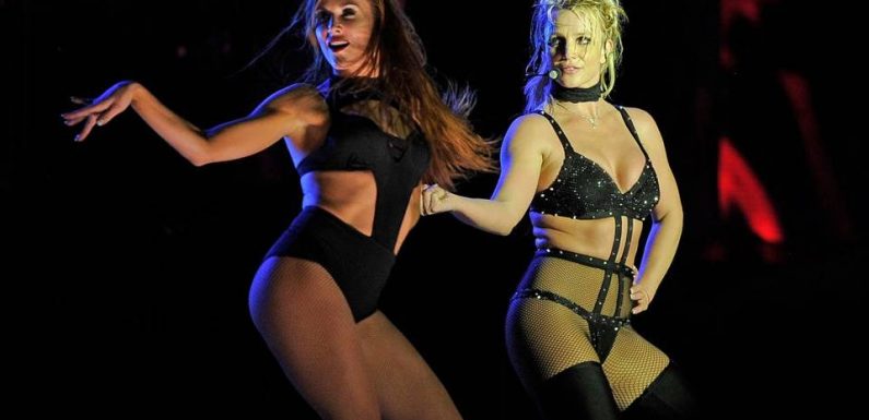 VIDEO. Britney Spears s’est cassé le pied… Rose McGowan regrette d’avoir attaqué Natalie Portman…