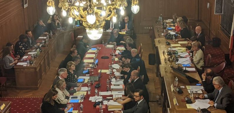 Levallois-Perret : Pour son dernier conseil municipal, Isabelle Balkany assure le show