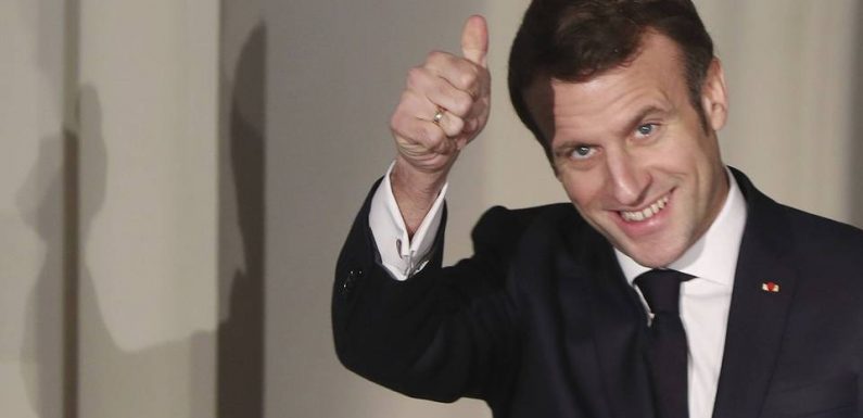 Convention sur le handicap, « calinothérapie » avec ses députés… Macron veut tourner la page du « couac » sur le deuil parental