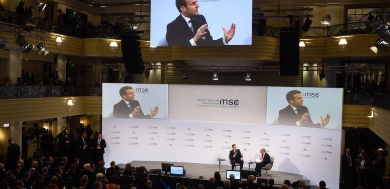Américains et Européens s’affrontent à Munich sur le repli américain de Trump
