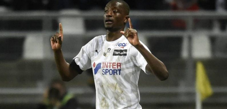 Amiens-PSG EN DIRECT: Guirassy ouvre déjà le score pour Amiens à la surprise générale…Suivez le match en live avec nous