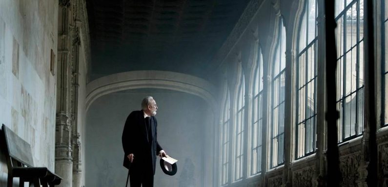 « Lettre à Franco » : Comment Alejandro Amenábar parle d’aujourd’hui en évoquant hier