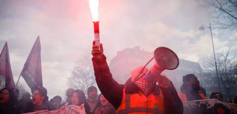 Réforme des retraites : Les opposants tentent de maintenir la flamme pour la dixième journée de manifestations
