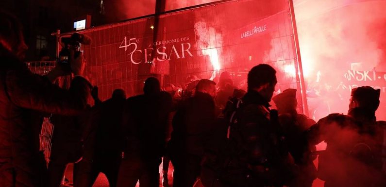 César 2020 EN DIRECT : Les manifestations féministes ont commencé… L’équipe de «Portrait de la jeune fille en feu» est arrivée…
