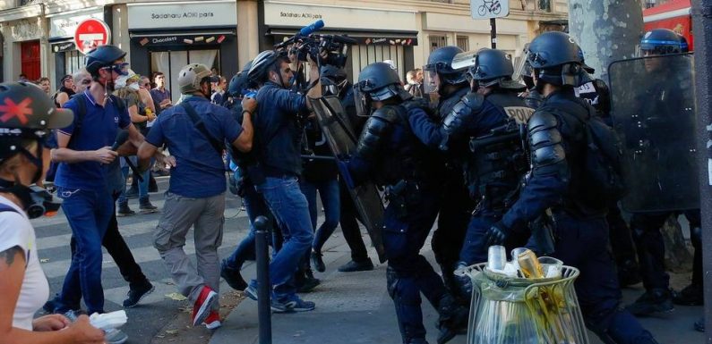 Le ministère de l’Intérieur souhaite-t-il restreindre la diffusion de vidéos de policiers ?