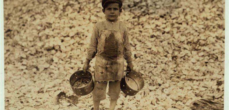 The Photos That Ended Child Labor in the US: See the “Social Photography” of Lewis Hine (1911)