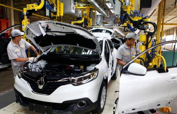 Coronavirus : avec leurs usines arrêtées en Chine, Renault et Peugeot sont dans l’incertitude