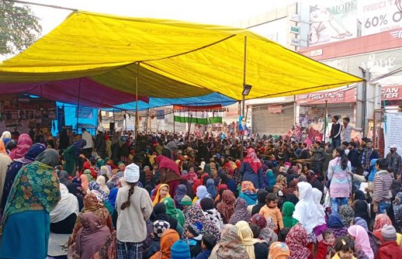 Malgré les critiques, un mouvement mené par des femmes en Inde maintient son combat contre la Loi sur la citoyenneté