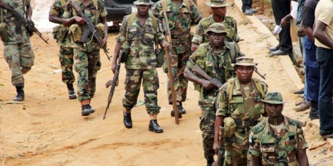 Nigeria : un soldat tue 4 de ses collègues et se tire une balle dans la tête